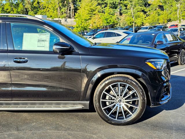 New 2026 Mercedes-Benz GLS 580 4MATIC image 5