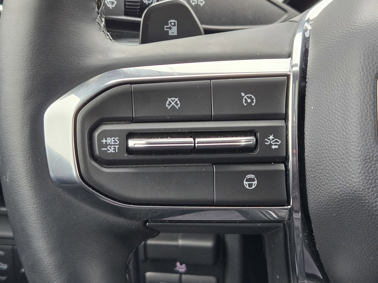 Certified 2024 GMC Sierra EV Denali image 26