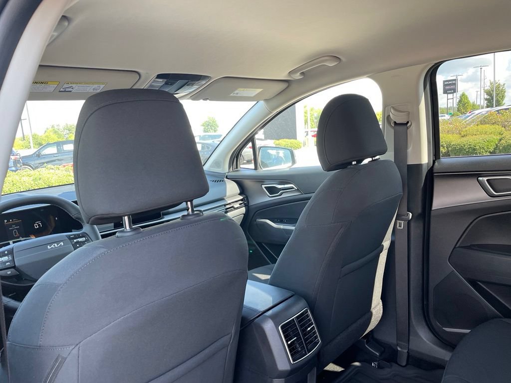 New 2026 Kia Sportage LX w/ LX Convenience Package FWD image 26