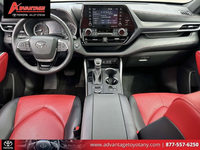 Used 2022 Toyota Highlander XSE AWD/4WD image 19