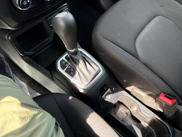 Used 2019 Jeep Renegade Sport w/ Sport Appearance Group FWD image 25