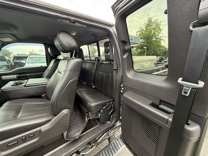 Used 2015 Ford F250 Lariat w/ Chrome Package AWD/4WD image 20