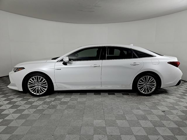 Used 2019 Toyota Avalon Limited w/ Advanced Safety Package FWD image 7