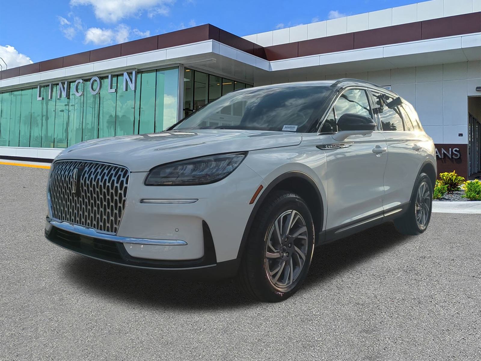 New 2026 Lincoln Corsair Premiere image 7