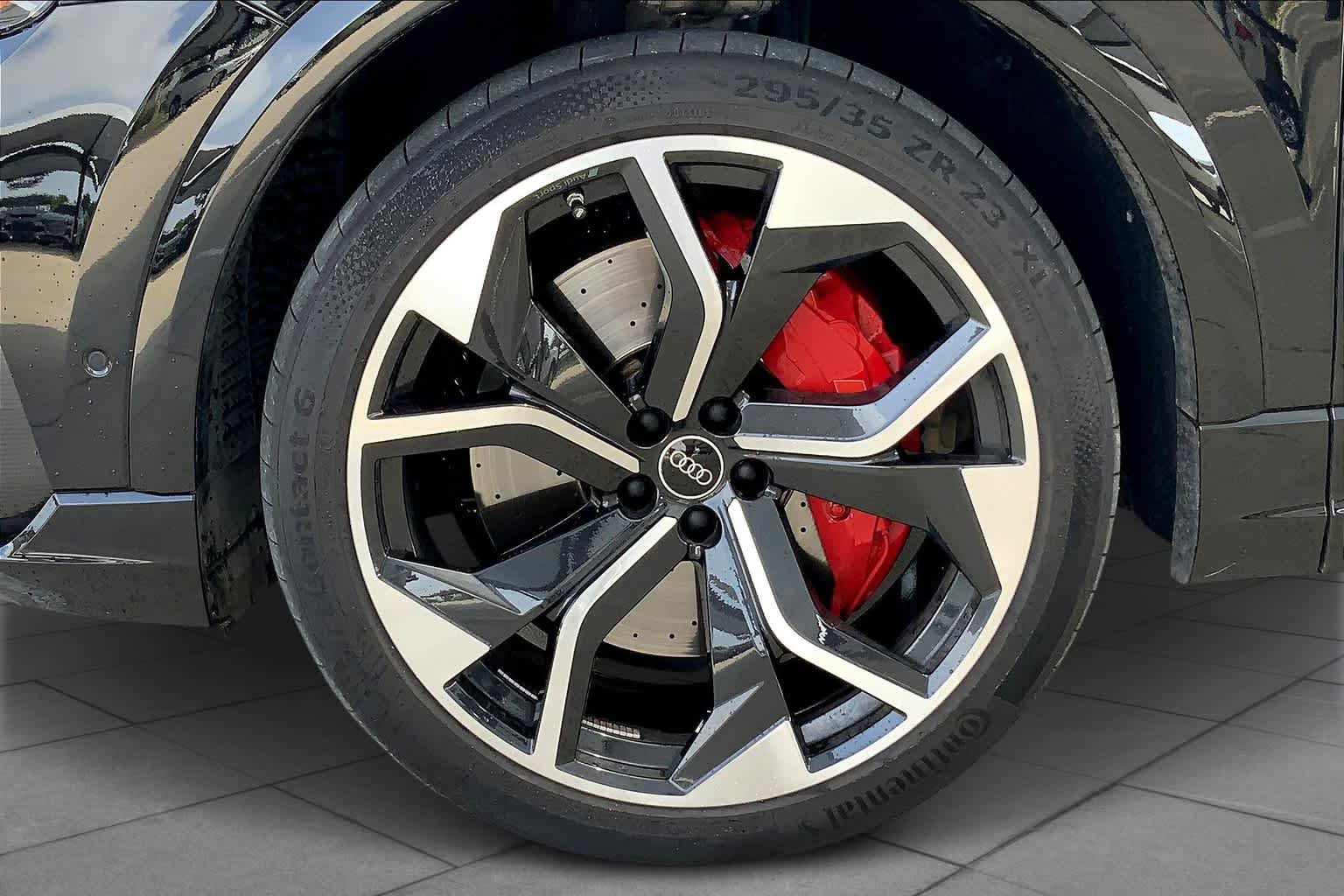 Used 2022 Audi RS Q8 AWD/4WD image 10