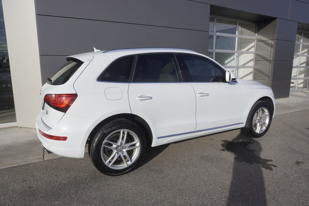 Used 2017 Audi Q5 2.0T Premium Plus image 4