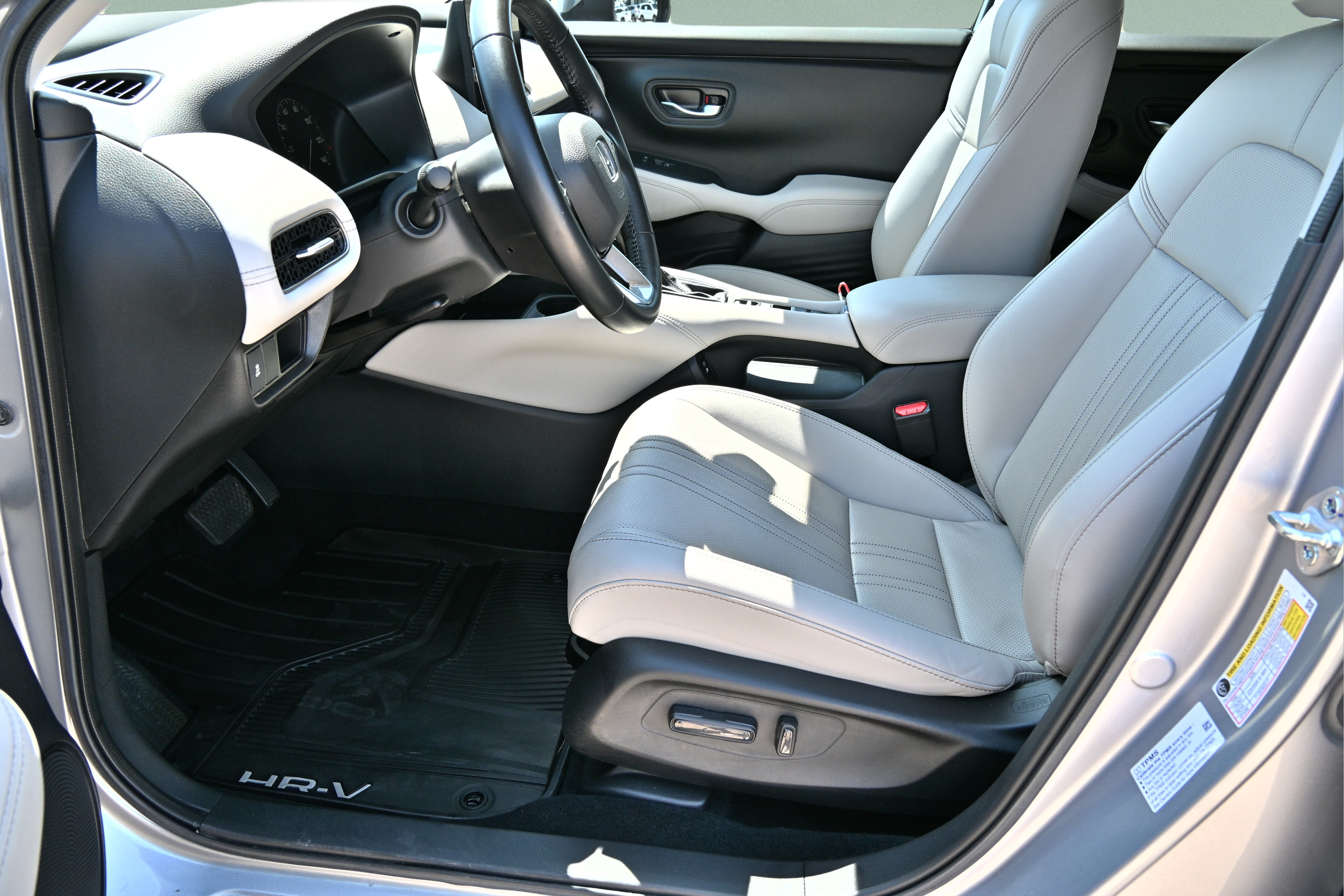 Certified 2026 Honda HR-V EX-L image 15