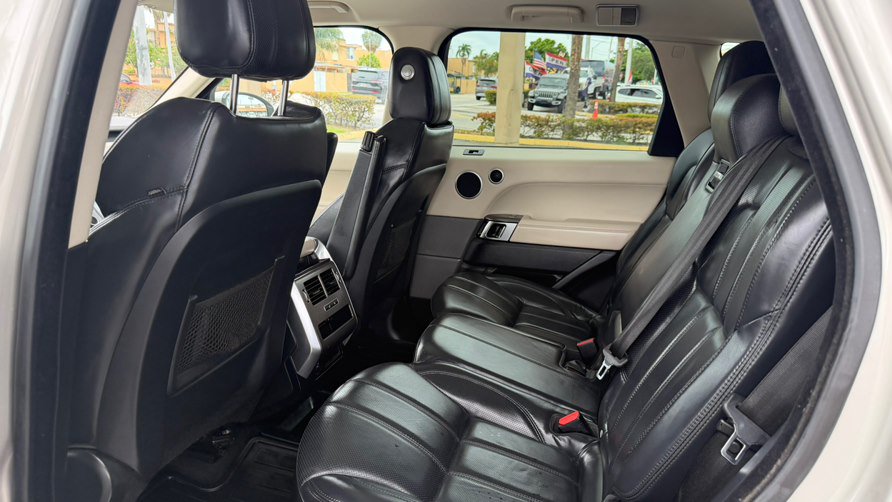 Used 2017 Land Rover Range Rover Sport HSE AWD/4WD image 13
