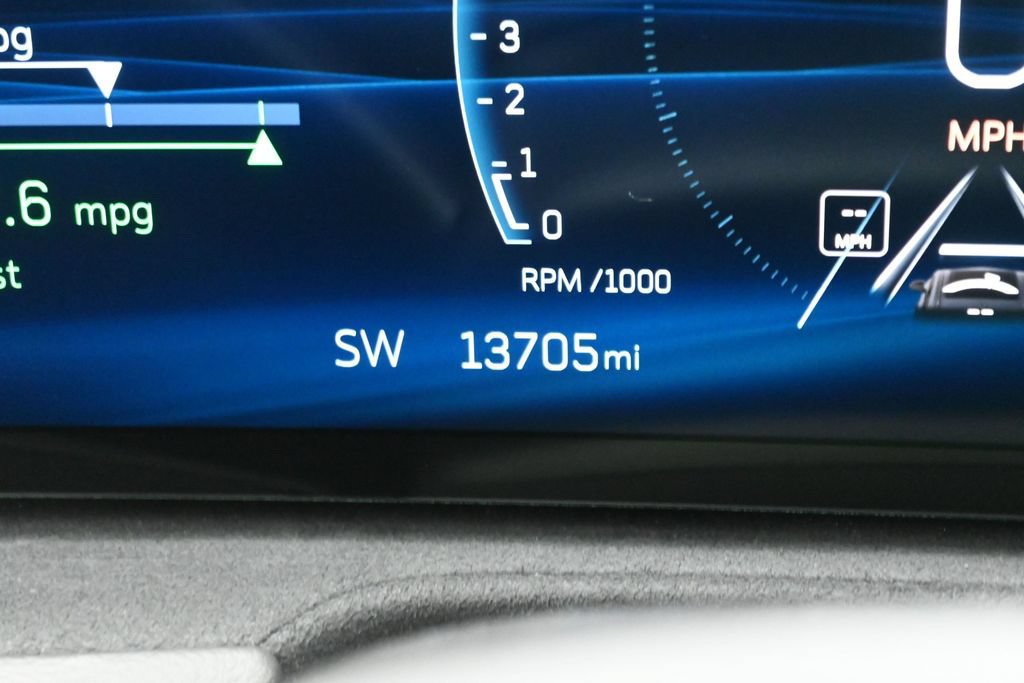 Used 2025 Cadillac XT4 Sport FWD image 17