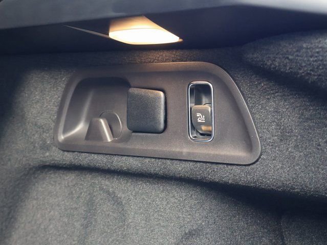 Used 2026 Mercedes-Benz GLE 63 AMG S image 35