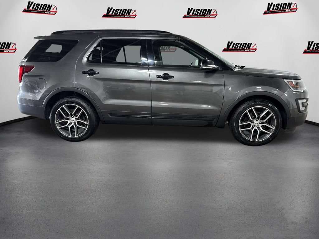 Used 2016 Ford Explorer Sport w/ Equipment Group 401A AWD/4WD image 4