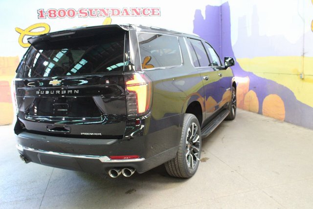 New 2025 Chevrolet Suburban Premier image 8