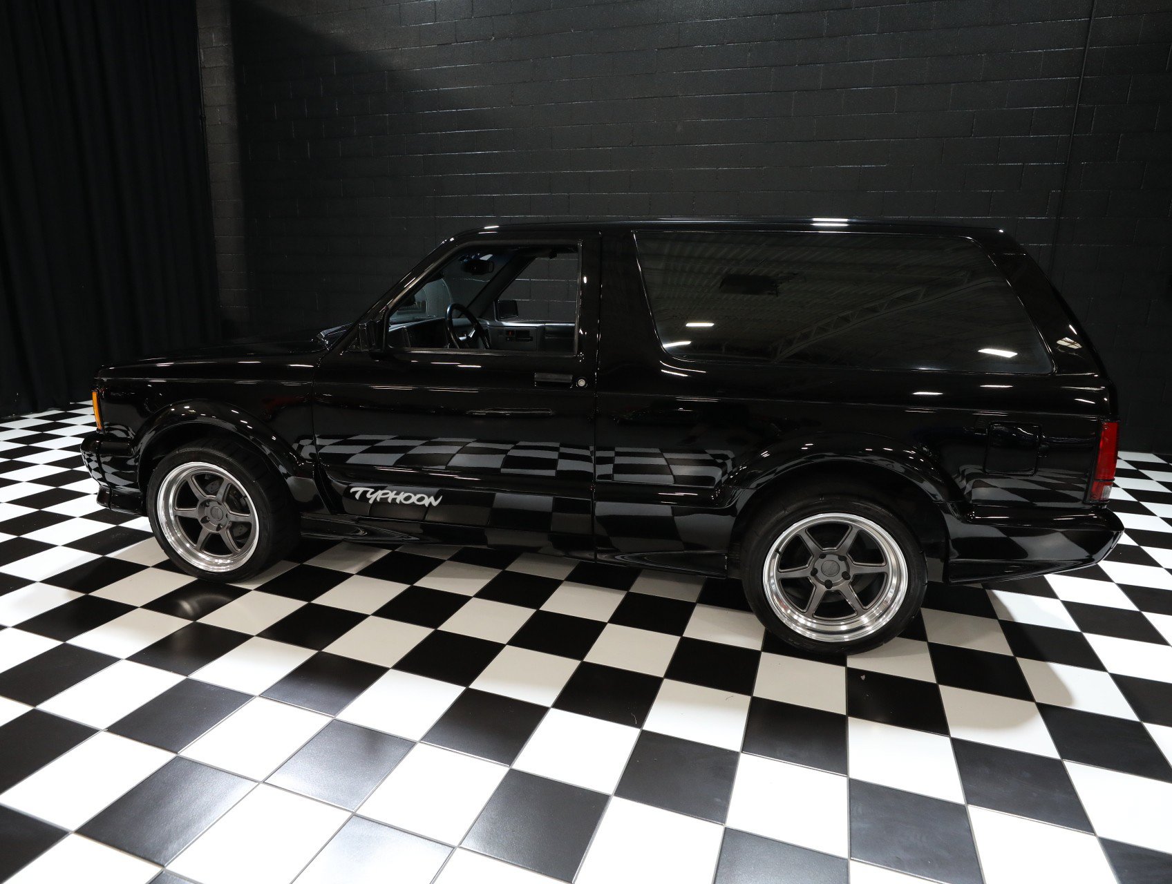 Used 1993 GMC Typhoon AWD/4WD image 27
