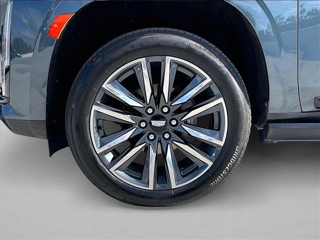 Used 2021 Cadillac Escalade ESV Sport w/ Driver Assist Tech Package image 10