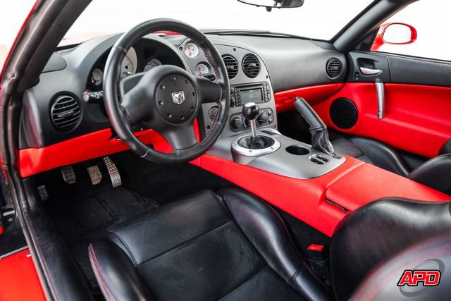Used 2009 Dodge Viper SRT-10 w/ Aero Group RWD image 2