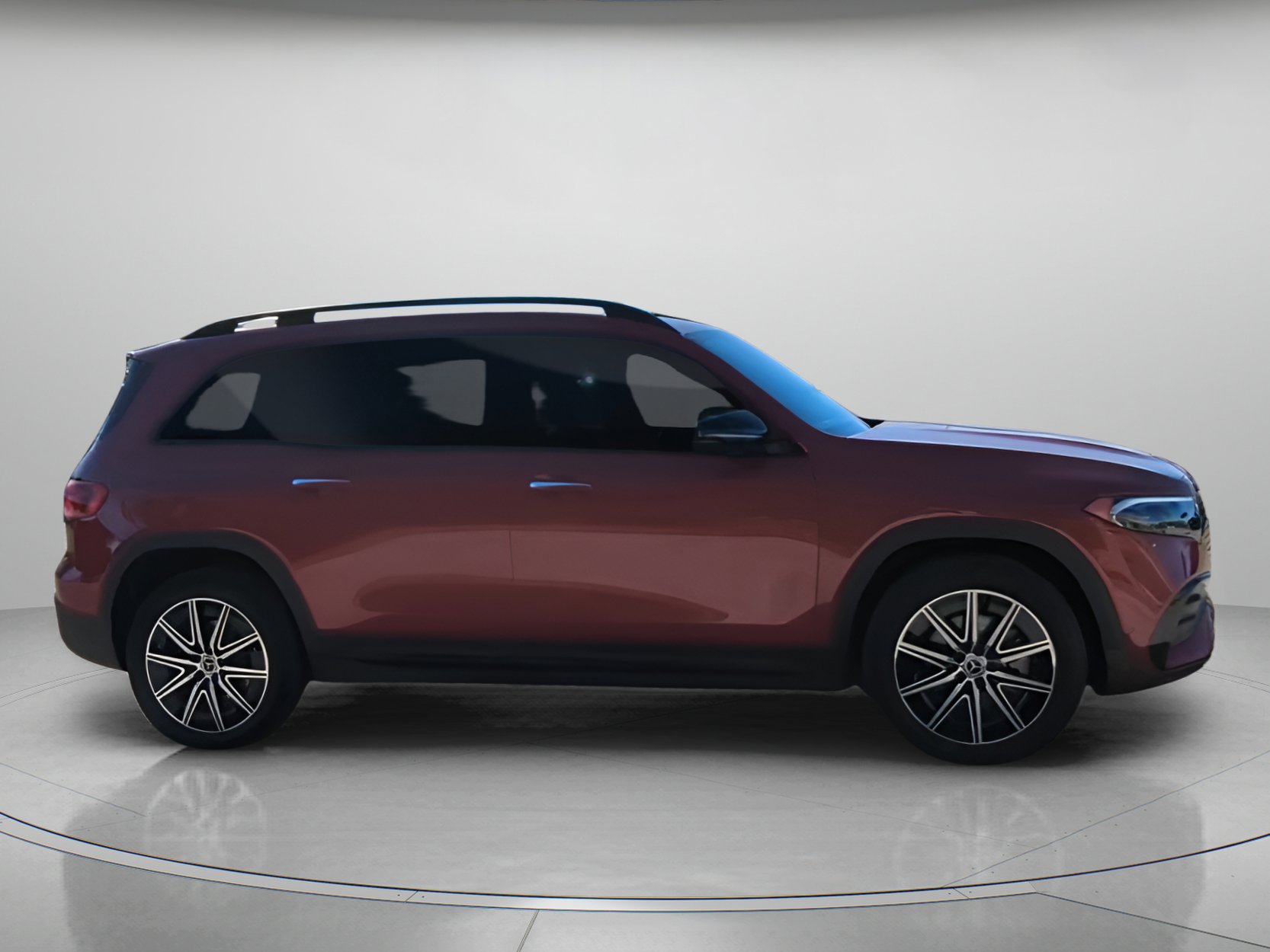 Used 2024 Mercedes-Benz EQB 300 4MATIC image 33