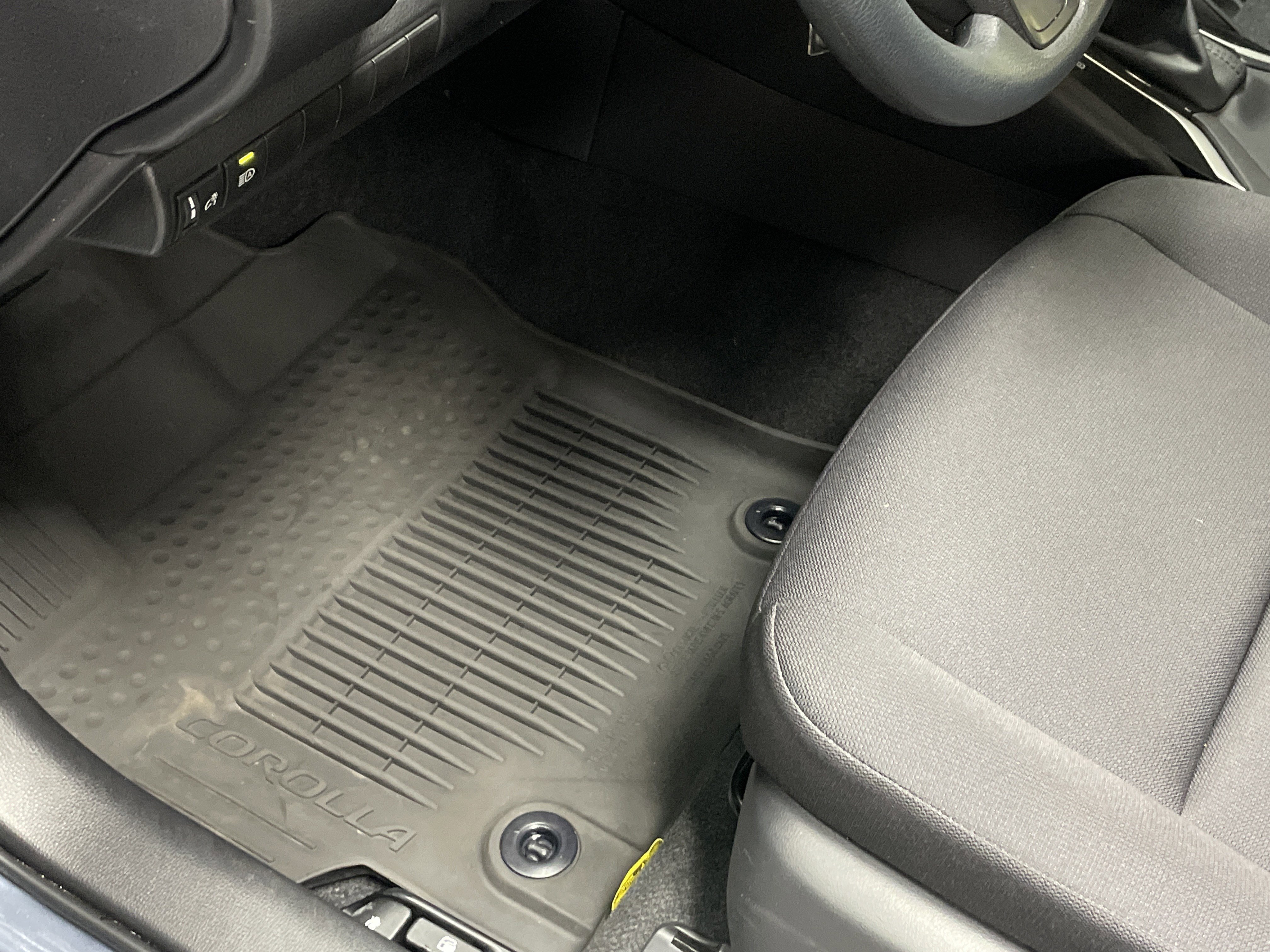 Certified 2025 Toyota Corolla LE image 17