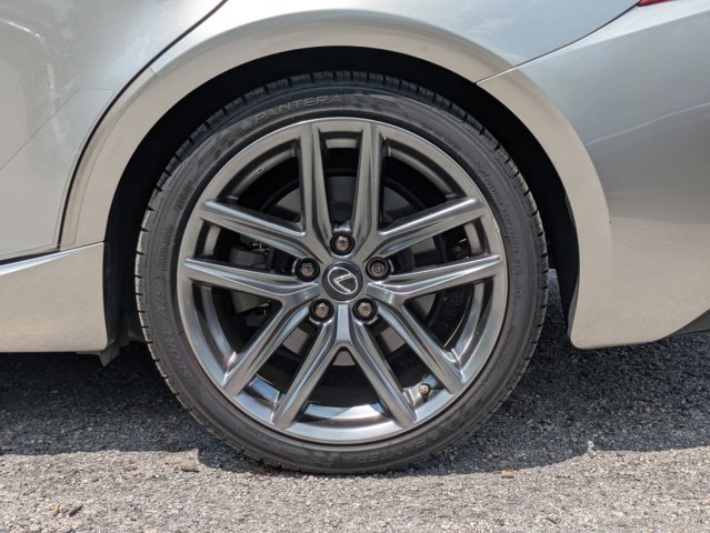 Used 2019 Lexus IS 300 F Sport w/ F Sport Package RWD image 14