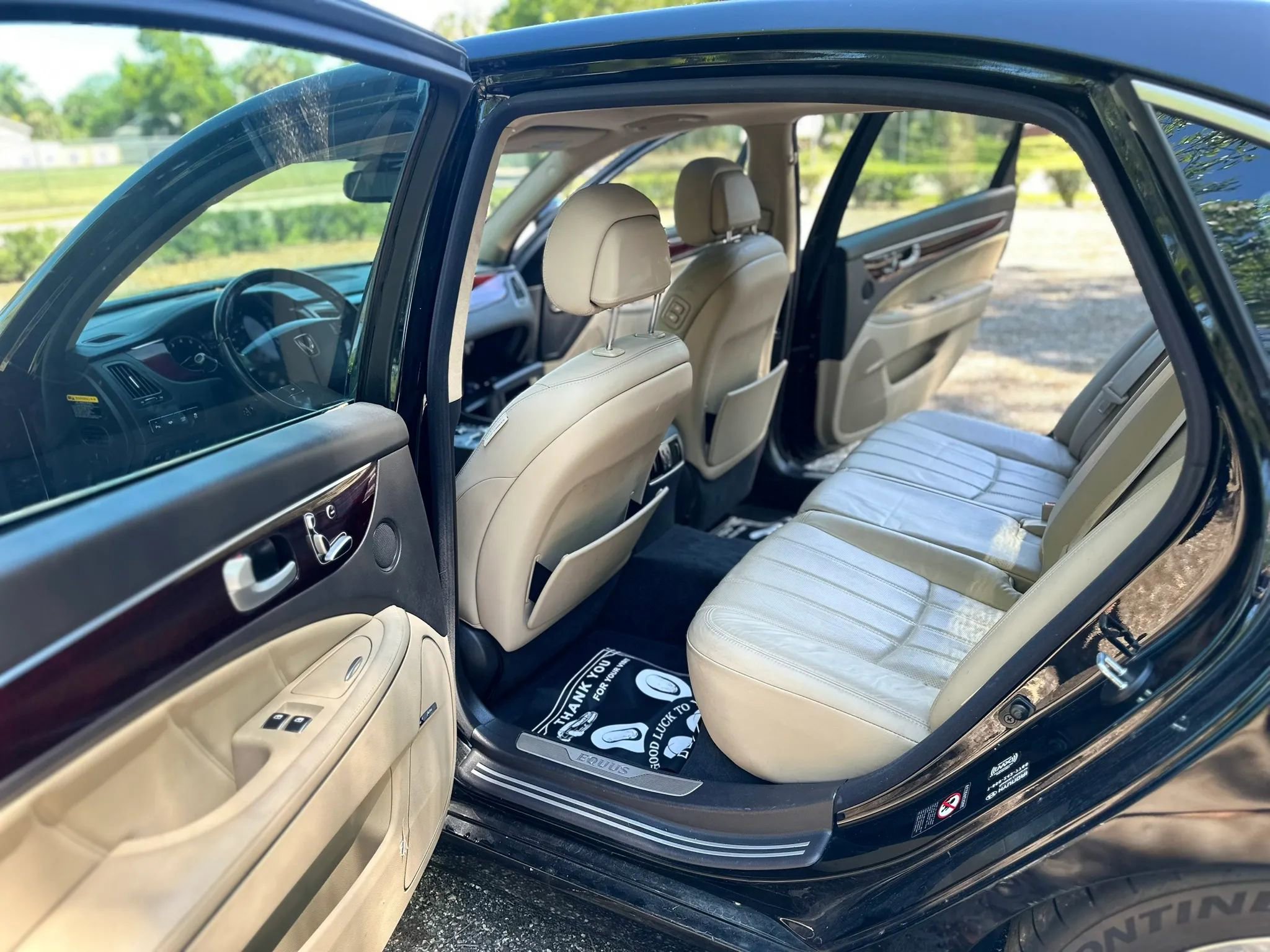 Used 2013 Hyundai Equus Signature image 5