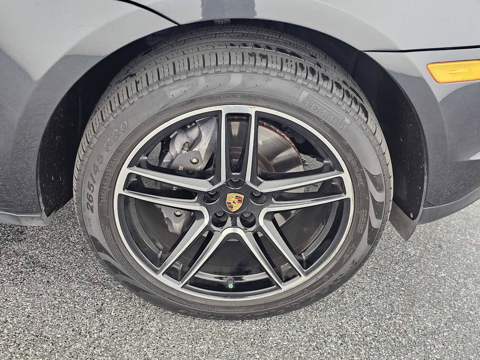 Used 2021 Porsche Macan image 9