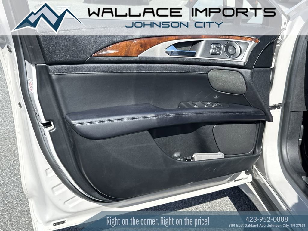 Used 2019 Lincoln MKZ Reserve w/ Reserve Plus Package AWD/4WD image 13