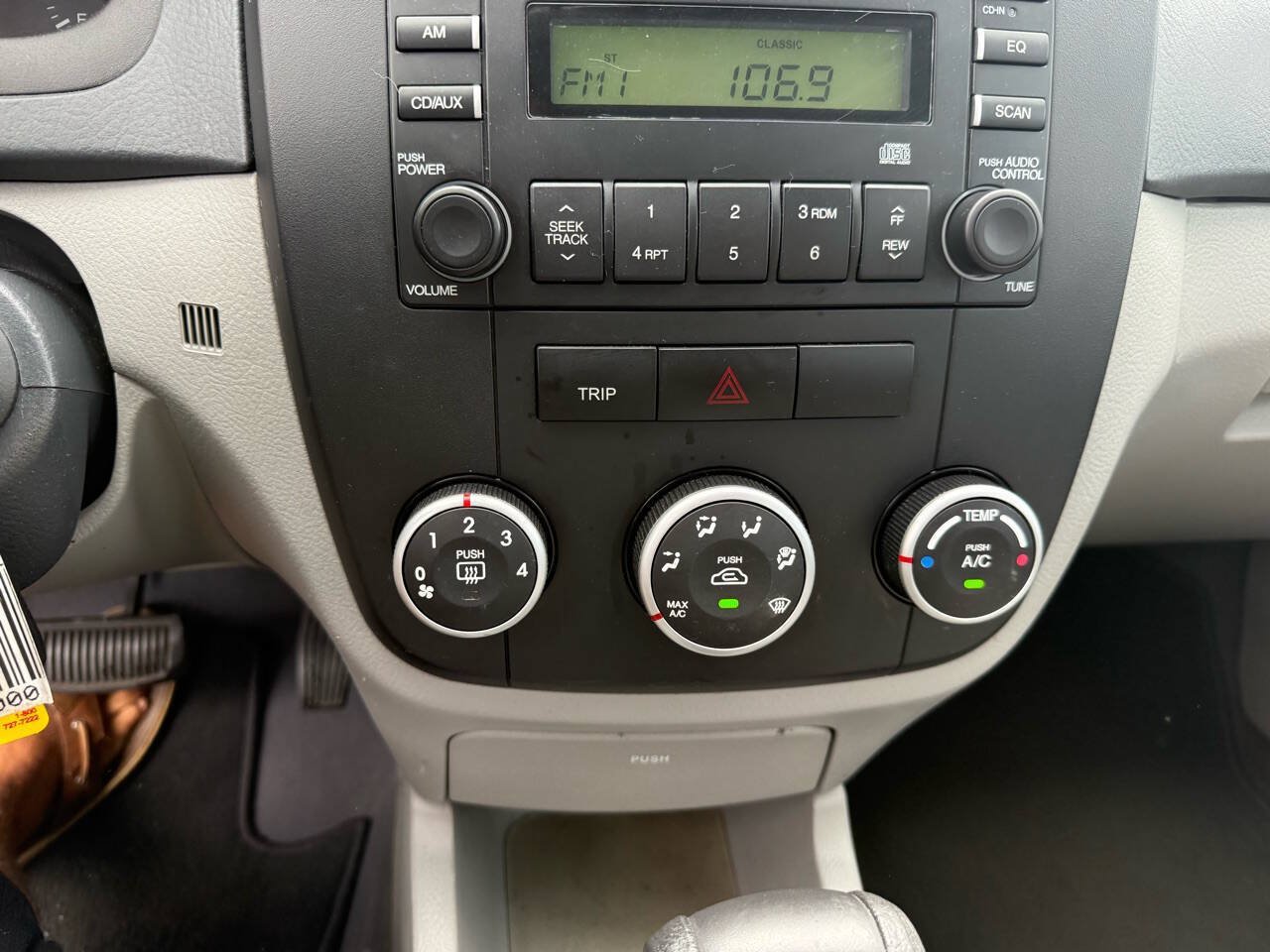 Used 2009 Kia Spectra EX FWD image 20