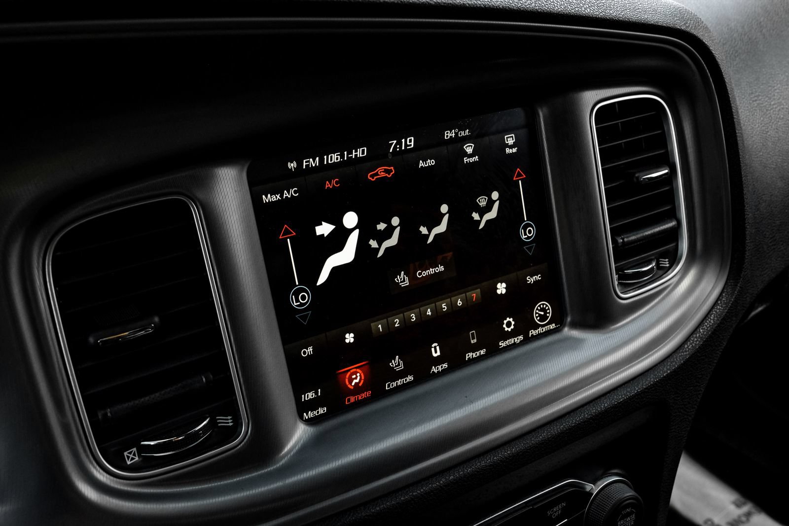Used 2023 Dodge Charger Scat Pack w/ Harman/Kardon Audio Group RWD image 28