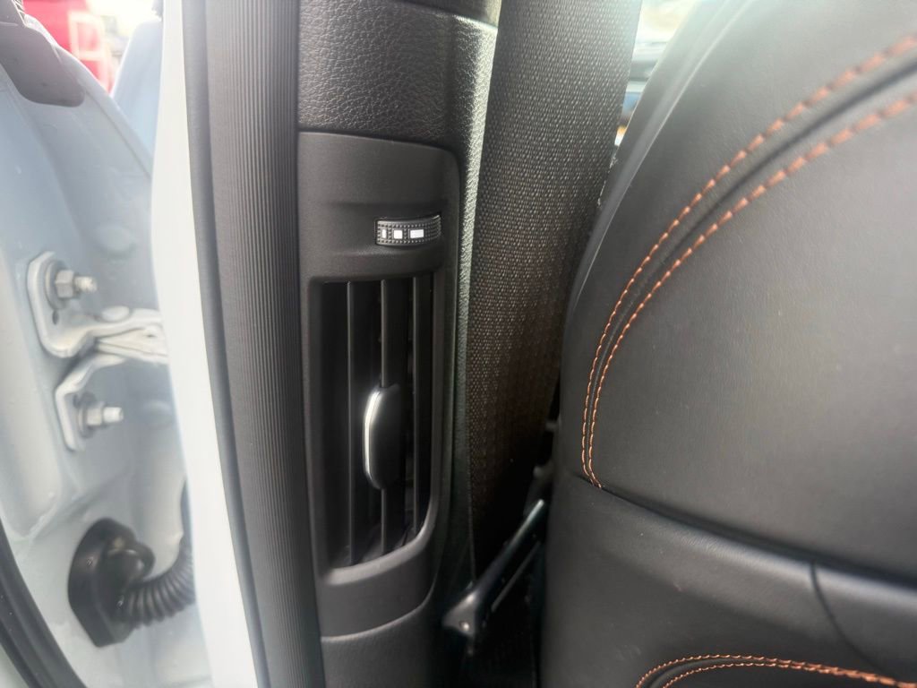 Used 2022 Jeep Grand Cherokee Summit AWD/4WD image 40