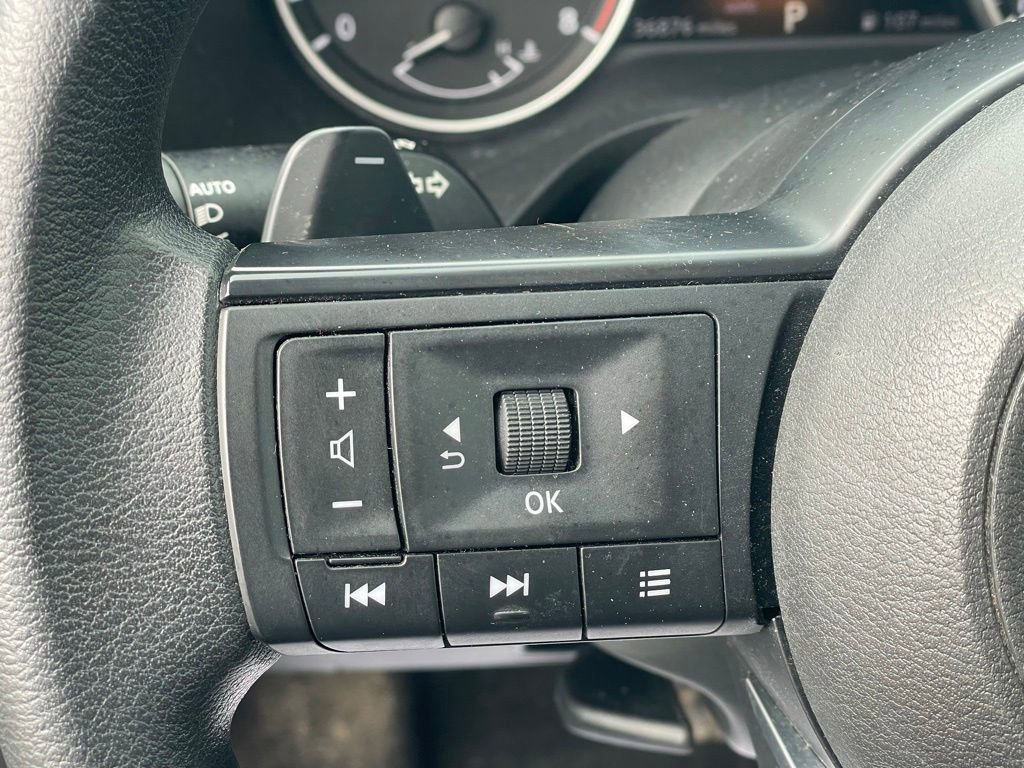 Certified 2024 Nissan Rogue SV AWD/4WD image 15