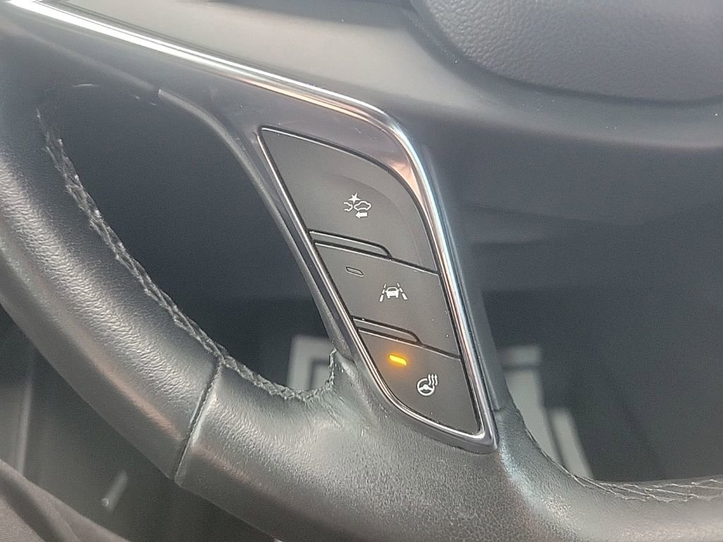 Certified 2020 Cadillac XT5 Luxury AWD/4WD image 12