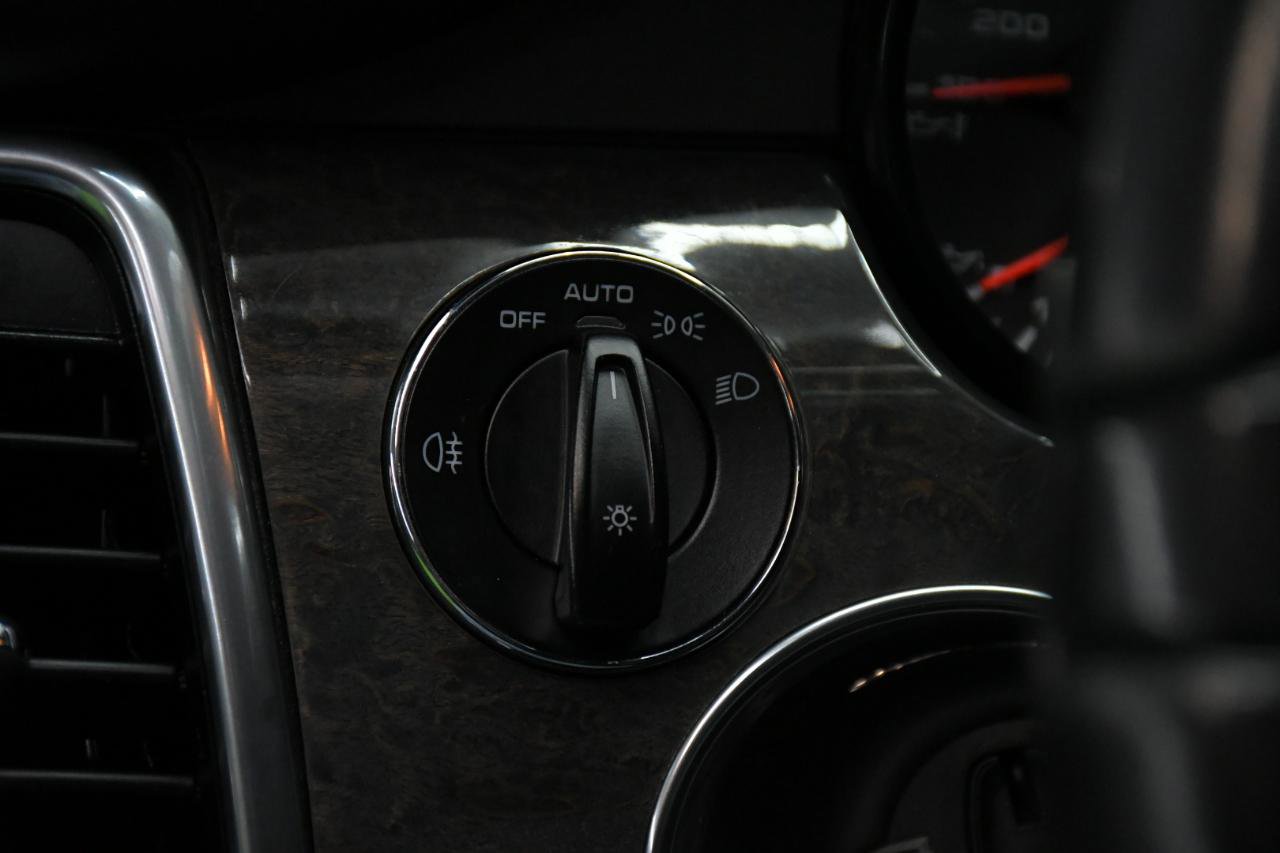 Used 2013 Porsche Panamera GTS image 25