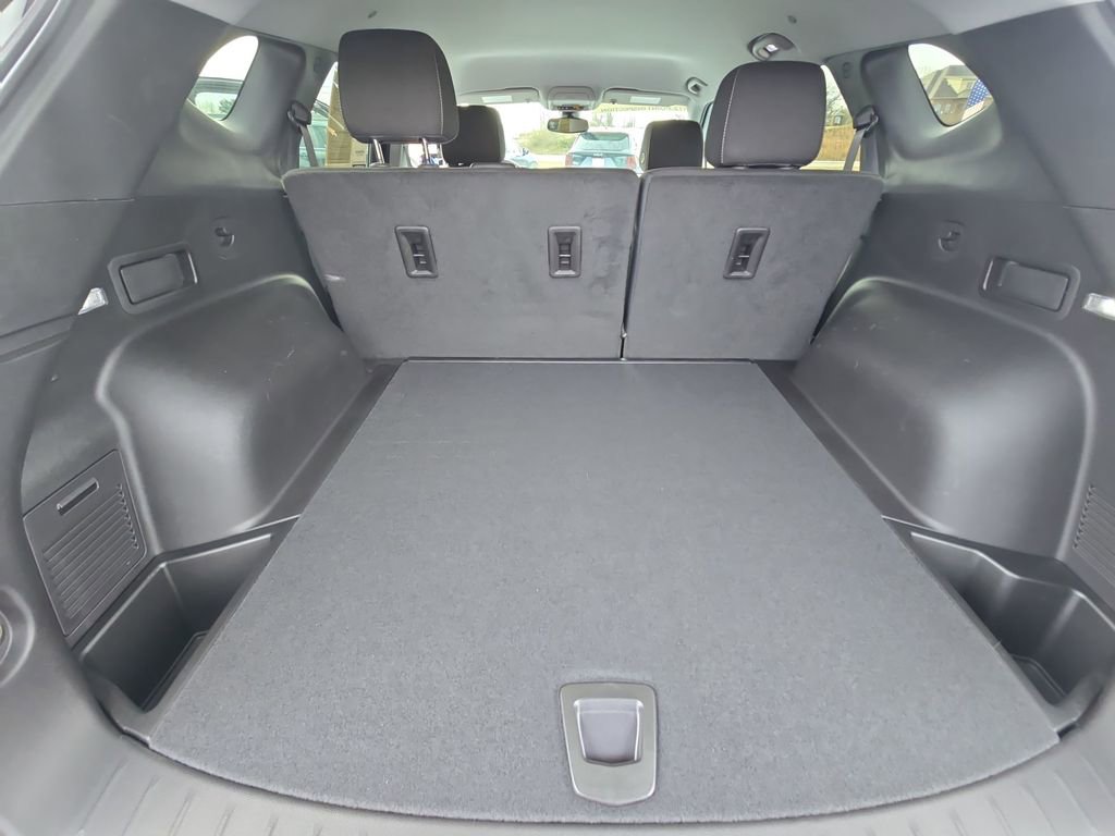 Used 2024 Chevrolet Blazer LT w/ Convenience Package FWD image 29