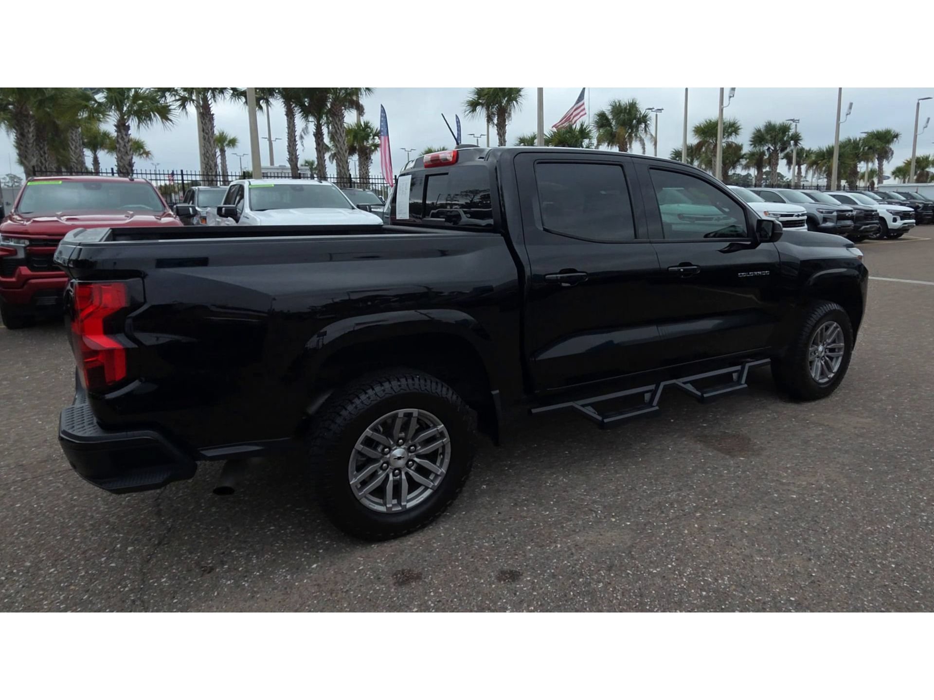 Used 2023 Chevrolet Colorado LT w/ LT Convenience Package RWD image 8