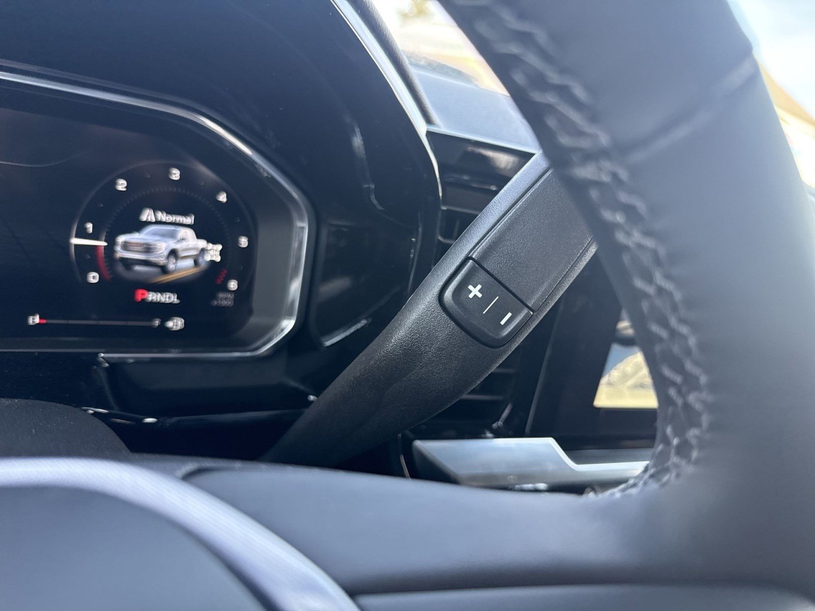 New 2026 GMC Sierra 1500 SLE image 19