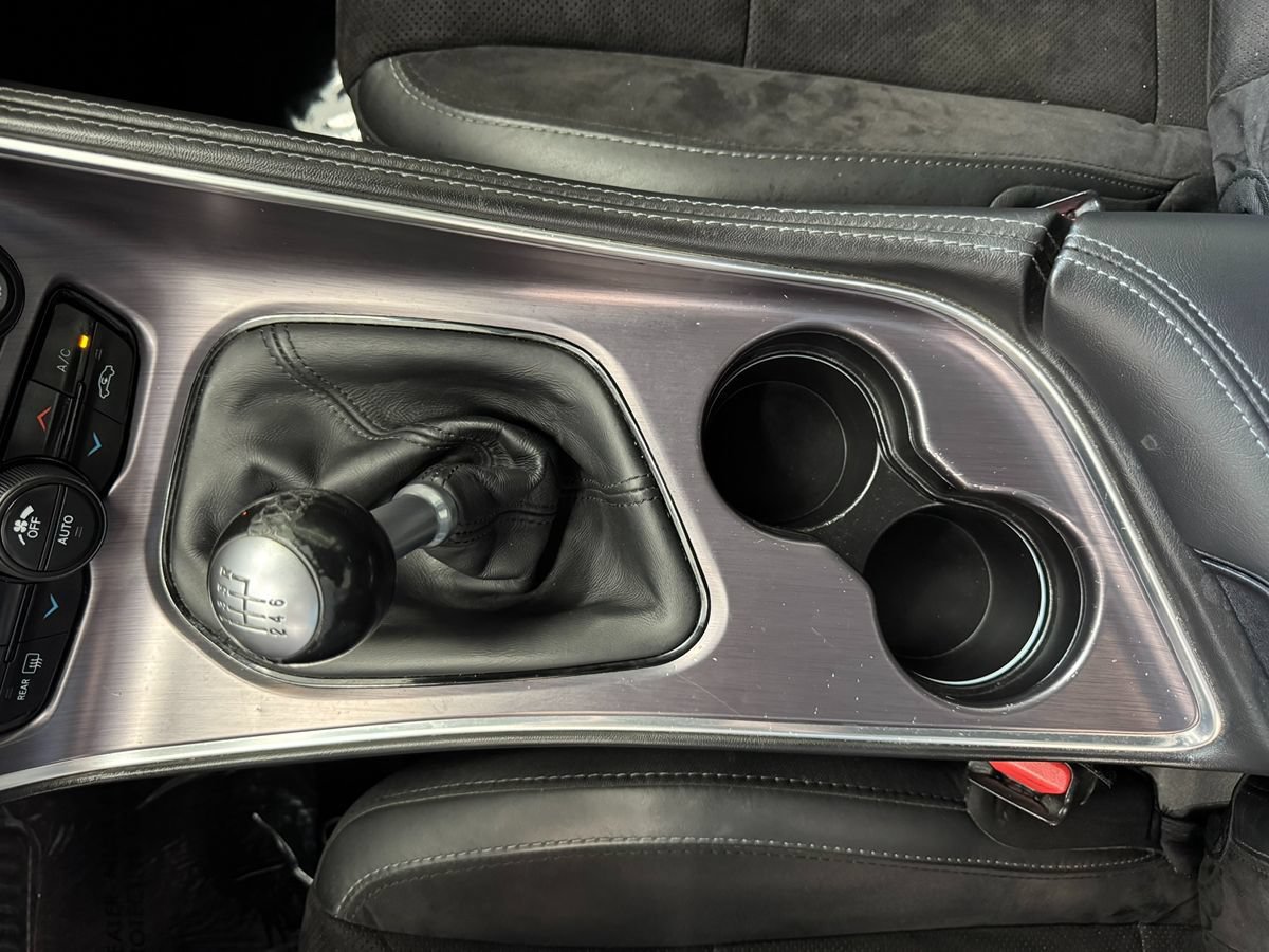 Used 2018 Dodge Challenger R/T Plus RWD image 33