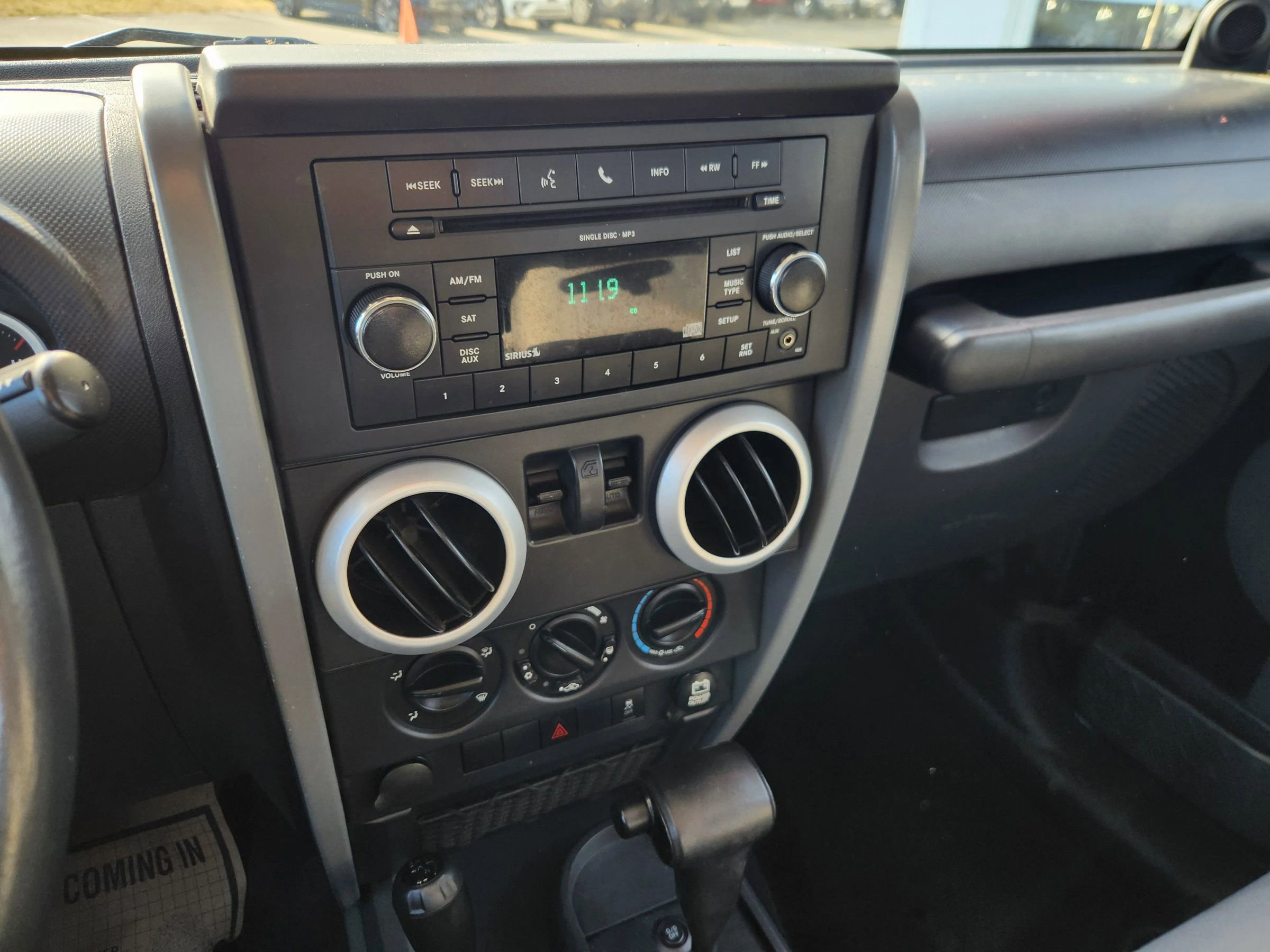 Used 2010 Jeep Wrangler Sahara w/ Dual Top Group image 23