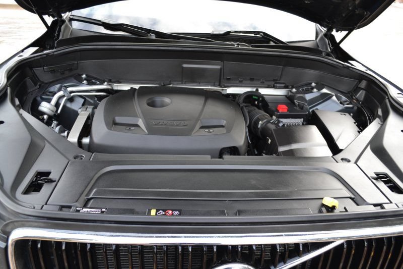 Used 2017 Volvo XC90 T6 Momentum w/ Vision Package AWD/4WD image 40