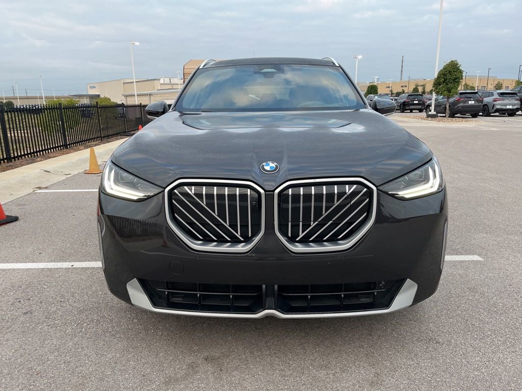 Used 2025 BMW X3 xDrive30i image 2