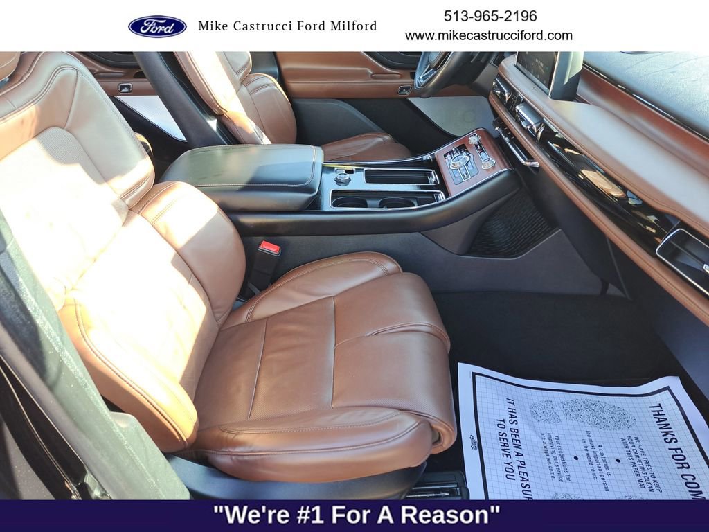 Used 2020 Lincoln Aviator Reserve w/ Equipment Group 202A image 25