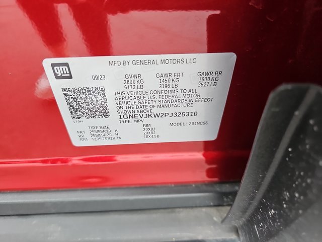 Used 2023 Chevrolet Traverse RS image 40