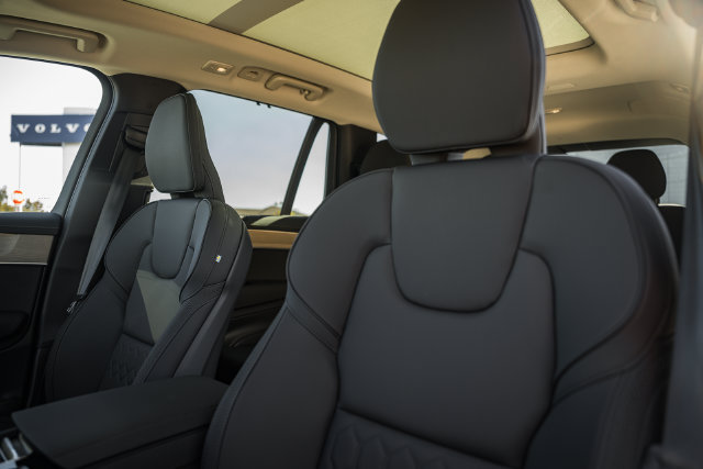 New 2027 Volvo XC90 B6 Plus AWD/4WD image 36