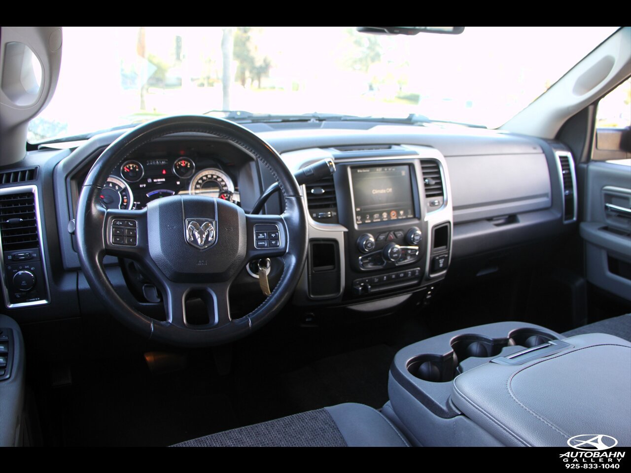Used 2017 RAM 2500 SLT w/ Luxury Group RWD image 25