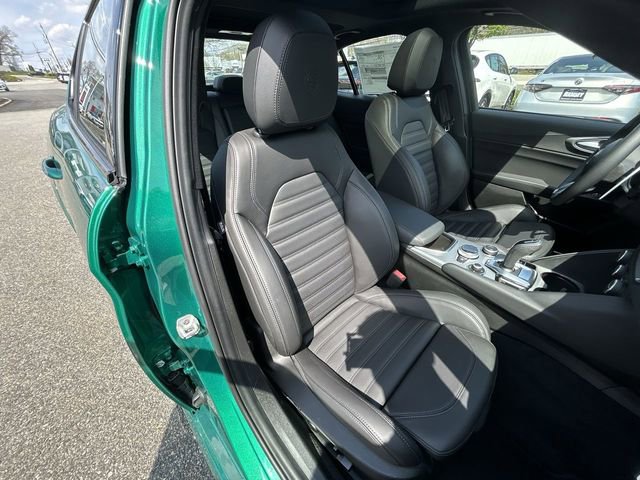 New 2026 Alfa Romeo Giulia AWD image 25