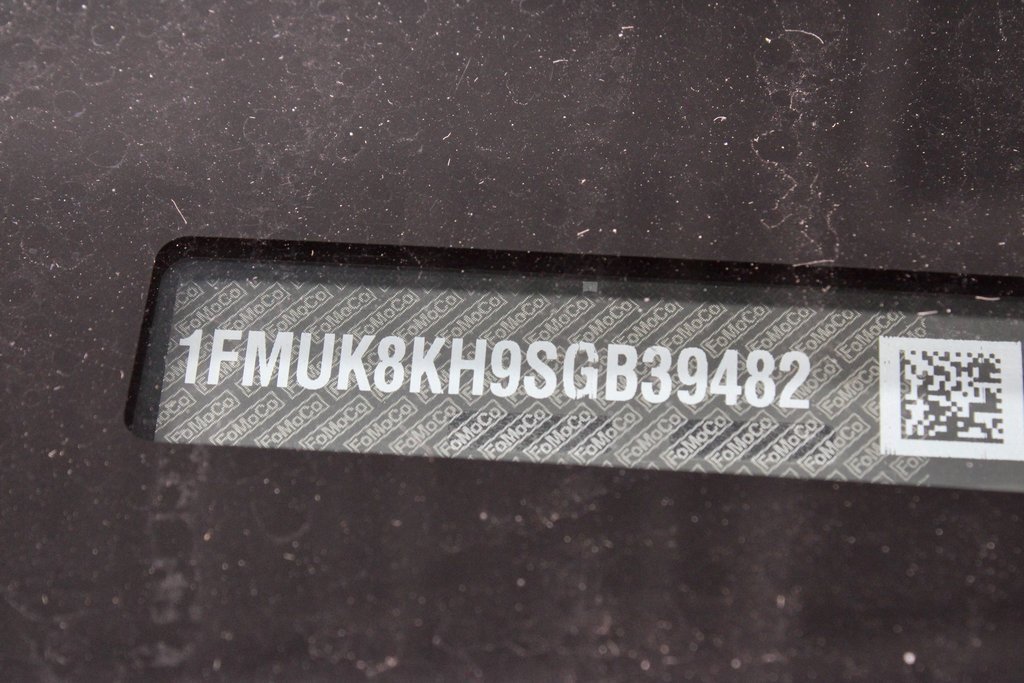 Certified 2025 Ford Explorer ST-Line w/ ST-Line Street Pack image 35