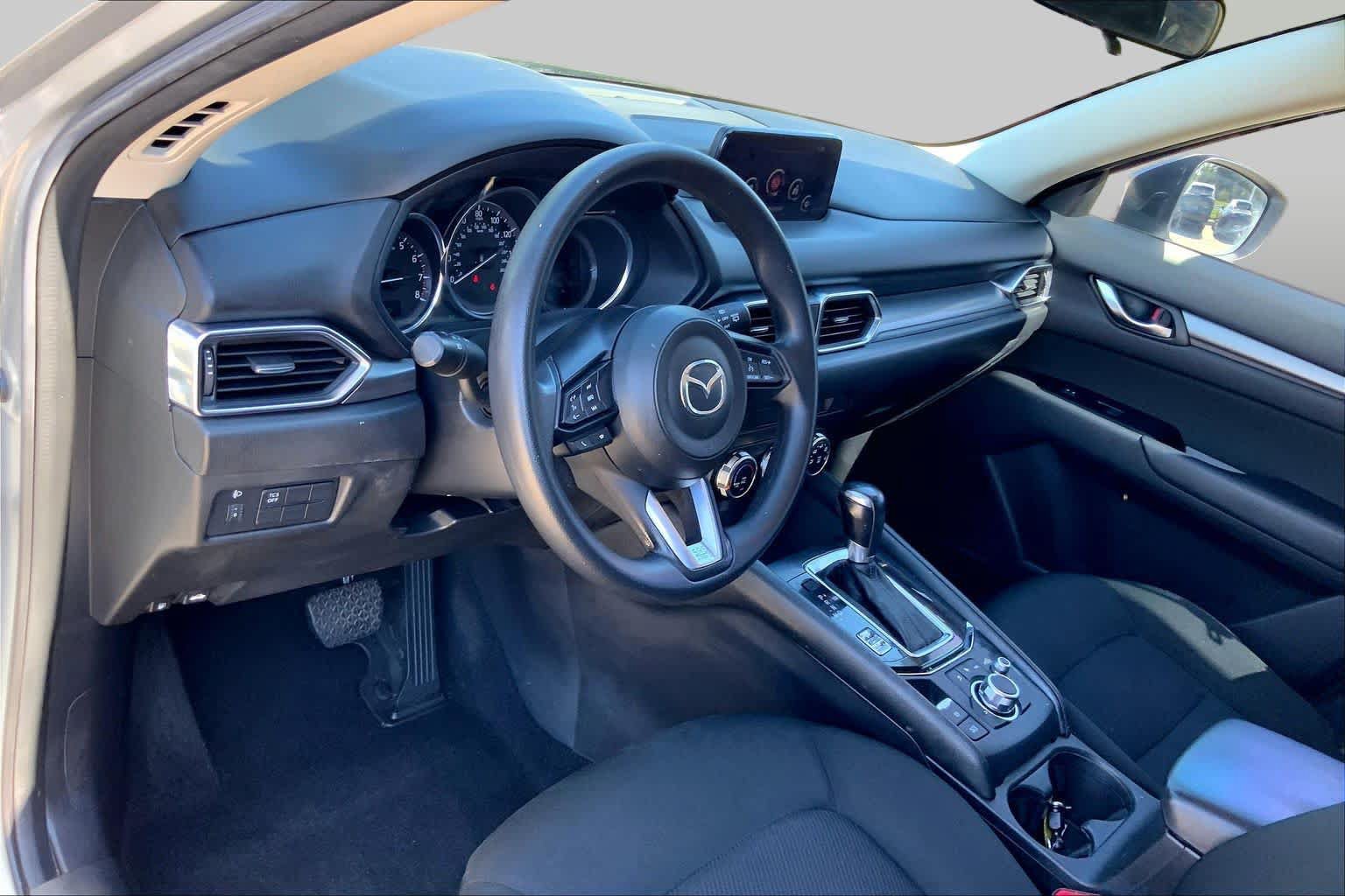 Used 2017 MAZDA CX-5 Sport FWD image 17