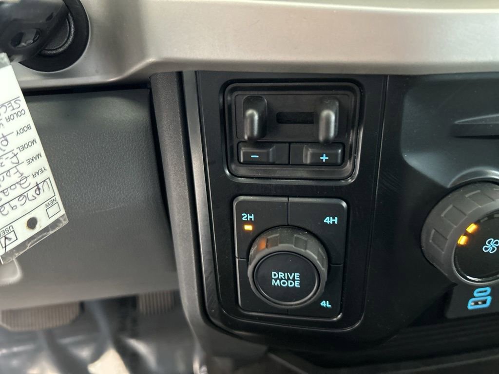 Used 2025 Ford F350 XLT image 48