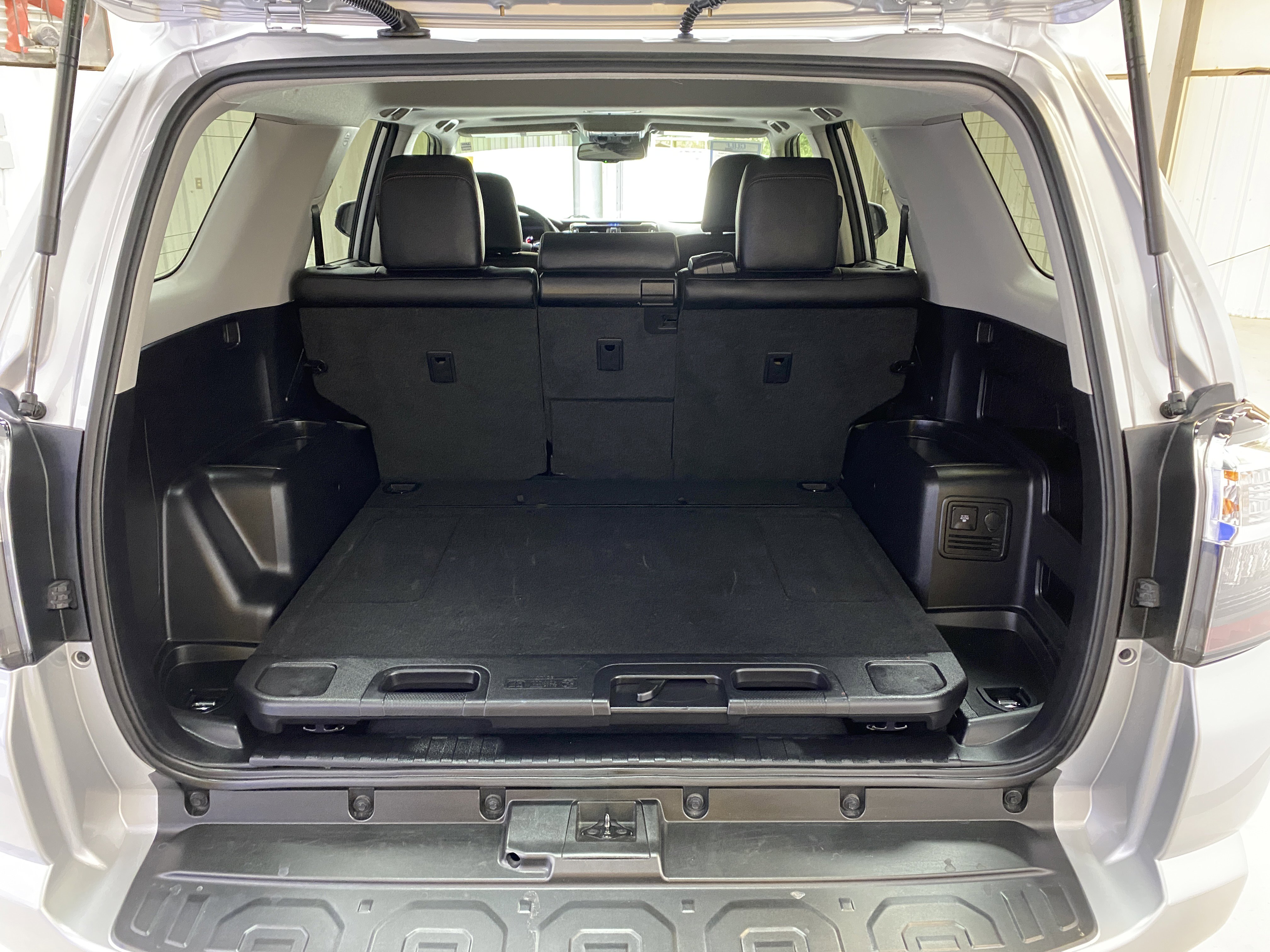 Used 2023 Toyota 4Runner TRD Off-Road Premium image 28