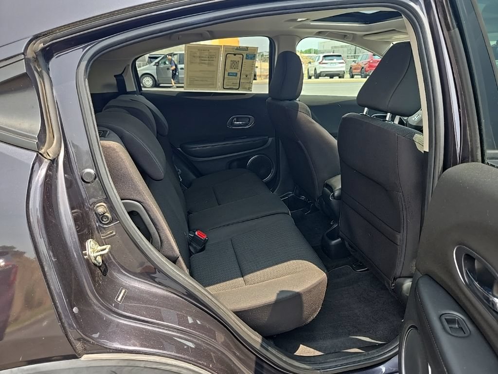 Used 2016 Honda HR-V EX image 37