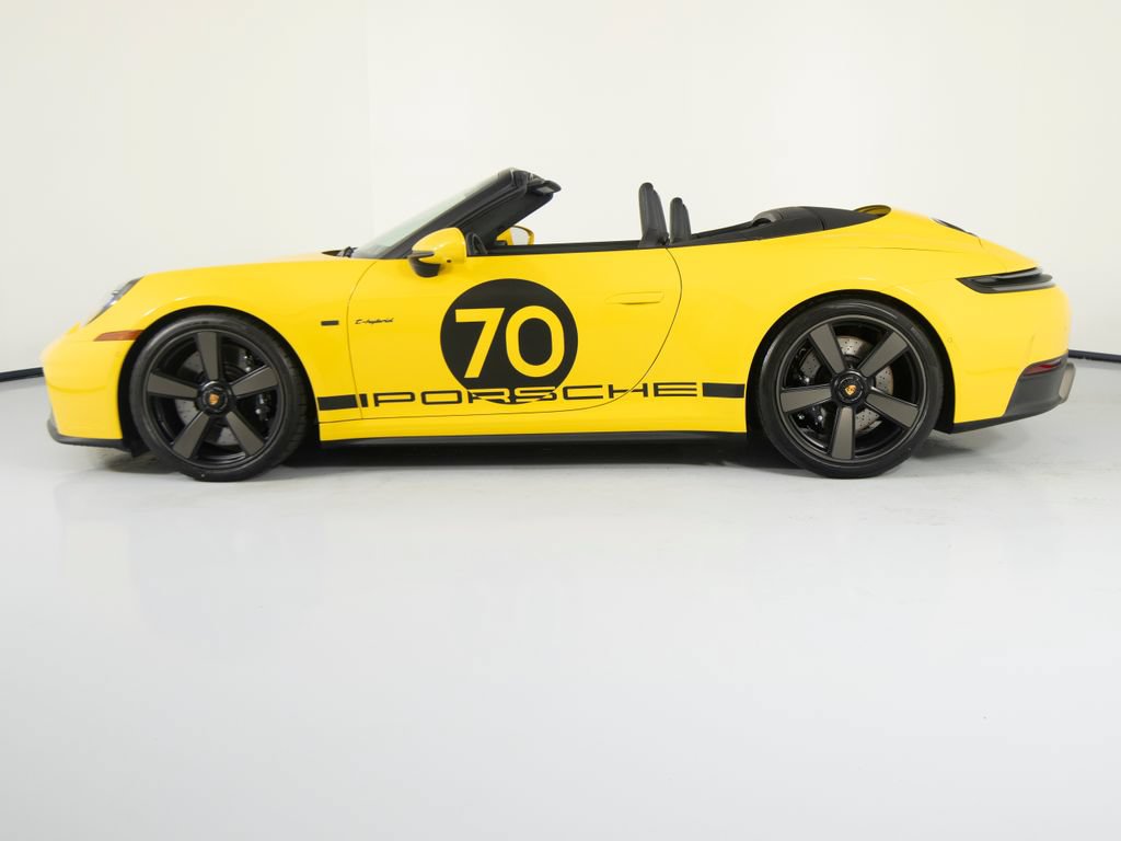 Certified 2026 Porsche 911 Carrera GTS RWD image 2
