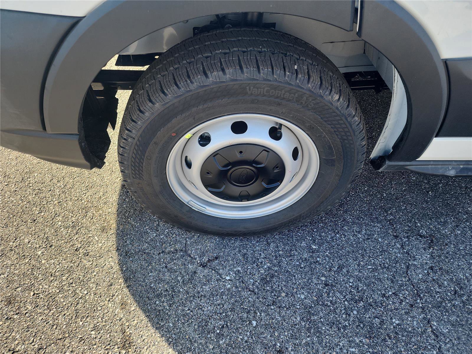 Used 2026 Ford Transit 250 148 Medium Roof w/ Load Area Protection Package image 9